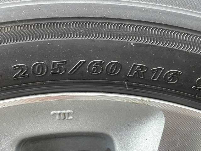 ホンダ ステップワゴン スパーダ Z 青森県 2010(平22)年 7.6万km プレミアムホワイトパール 4WD/社外HDDナビ・フルセグTV/バックカメラ/両側パワースライドドア/横滑り防止機能/パドルシフト/ワイパーデアイサー/前方ドライブレコーダー/ETC/HIDヘッドライト/フォグライト/ウインカーミラー/純正16インチアルミ/スマートキー