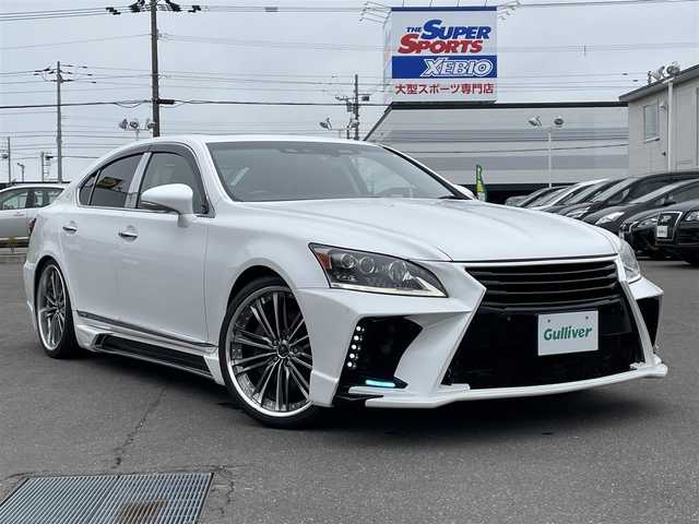 レクサス ＬＳ 600h バージョンC Iパック 道央・札幌 2014(平26)年 12.8万km ホワイトパールクリスタルシャイン 登録時走行距離127672km/　4　W　D　/純正メモリナビ（CD/DVD/FM/AM/BT)/フルセグ(走行中視聴不可)/バックカメラ/ウィンカーミラー/クルーズコントロール（追従走行あり）/サンルーフ/ドアバイザー/プッシュスタート/ビルトインETC/ローダウン/MTモード付AT/パーキングアシスト/電動リアゲート/ドライブレコーダー/純正フロアマット/パワーシート（運転席/助手席）/シートヒーター(運転席/助手席）/エアシート（運転席/助手席）/横滑り防止装置/コーナーセンサー/レーンキープアシスト/盗難防止装置/オートライト/オートマチックハイビーム/カーテンエアバッグ/フォグランプ/リアフォグランプ/ステアリングスイッチ/ブラインドスポットモニター/EV/SNOW/ECO/SPORTモード/ステアリングヒーター/シートメモリ/ミラーヒーター/自動防眩ミラー/積込冬タイヤ/（純正AW/245/45/R19/23年製/溝6ｍｍ）