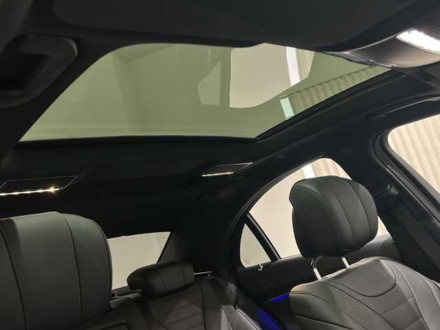 メルセデス・ベンツ Ｓ４５０ エクスクルーシブAMGラインプラ 新潟県 2018(平30)年 4.8万km オブシディアンブラック レーダーセーフティパッケージ/・アクティブディスタンスアシスト、ディストロニック/・ステアリングアシスト/・レーンチェンジングアシスト/・エマージェンシーストップアシスト/・アクティブブレーキアシスト/・ブライドスポットアシスト/・レーンキーピングアシスト/COMANDシステム/・12.3インチワイドディスプレイ/・HDDナビゲーション【BT/フルセグ/USB/SDカードスロット】/・AppleCarPley/AndroidAuto/・ETC2.0/ベーシックパッケージ/・パノラミックスライディングルーフ/・クロージングサポーター/・シートベンチレーター、シートヒーター/・エアバランスパッケージ/レザーエクスクルーシブパッケージ/・Burmesterサラウンドシステム/・ナッパレザーシート/・リラクゼーション機能/・シートヒータープラス/・ドライビングダイナミックシート/AMGラインプラス/・20インチAMG10スポークアルミホイール/・ロゴ付きブレーキキャリパー＆ドリルドベンチレテッドディスク/・HUD/・本革ウッドステアリング/マルチビームLED/アダプティブハイビームアシスト/360°カメラ/アクティブパーキングアシスト