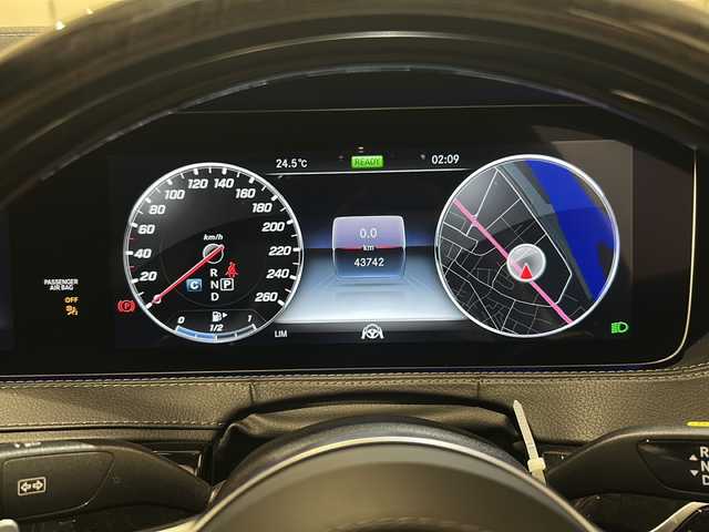 メルセデス・ベンツ Ｓ４５０ エクスクルーシブAMGラインプラ 新潟県 2018(平30)年 4.8万km オブシディアンブラック レーダーセーフティパッケージ/・アクティブディスタンスアシスト、ディストロニック/・ステアリングアシスト/・レーンチェンジングアシスト/・エマージェンシーストップアシスト/・アクティブブレーキアシスト/・ブライドスポットアシスト/・レーンキーピングアシスト/COMANDシステム/・12.3インチワイドディスプレイ/・HDDナビゲーション【BT/フルセグ/USB/SDカードスロット】/・AppleCarPley/AndroidAuto/・ETC2.0/ベーシックパッケージ/・パノラミックスライディングルーフ/・クロージングサポーター/・シートベンチレーター、シートヒーター/・エアバランスパッケージ/レザーエクスクルーシブパッケージ/・Burmesterサラウンドシステム/・ナッパレザーシート/・リラクゼーション機能/・シートヒータープラス/・ドライビングダイナミックシート/AMGラインプラス/・20インチAMG10スポークアルミホイール/・ロゴ付きブレーキキャリパー＆ドリルドベンチレテッドディスク/・HUD/・本革ウッドステアリング/マルチビームLED/アダプティブハイビームアシスト/360°カメラ/アクティブパーキングアシスト