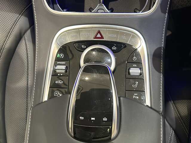 メルセデス・ベンツ Ｓ４５０ エクスクルーシブAMGラインプラ 新潟県 2018(平30)年 4.8万km オブシディアンブラック レーダーセーフティパッケージ/・アクティブディスタンスアシスト、ディストロニック/・ステアリングアシスト/・レーンチェンジングアシスト/・エマージェンシーストップアシスト/・アクティブブレーキアシスト/・ブライドスポットアシスト/・レーンキーピングアシスト/COMANDシステム/・12.3インチワイドディスプレイ/・HDDナビゲーション【BT/フルセグ/USB/SDカードスロット】/・AppleCarPley/AndroidAuto/・ETC2.0/ベーシックパッケージ/・パノラミックスライディングルーフ/・クロージングサポーター/・シートベンチレーター、シートヒーター/・エアバランスパッケージ/レザーエクスクルーシブパッケージ/・Burmesterサラウンドシステム/・ナッパレザーシート/・リラクゼーション機能/・シートヒータープラス/・ドライビングダイナミックシート/AMGラインプラス/・20インチAMG10スポークアルミホイール/・ロゴ付きブレーキキャリパー＆ドリルドベンチレテッドディスク/・HUD/・本革ウッドステアリング/マルチビームLED/アダプティブハイビームアシスト/360°カメラ/アクティブパーキングアシスト