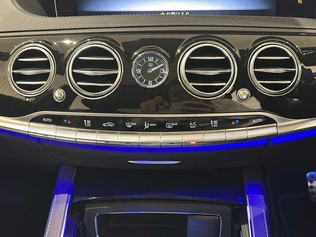 メルセデス・ベンツ Ｓ４５０ エクスクルーシブAMGラインプラ 新潟県 2018(平30)年 4.8万km オブシディアンブラック レーダーセーフティパッケージ/・アクティブディスタンスアシスト、ディストロニック/・ステアリングアシスト/・レーンチェンジングアシスト/・エマージェンシーストップアシスト/・アクティブブレーキアシスト/・ブライドスポットアシスト/・レーンキーピングアシスト/COMANDシステム/・12.3インチワイドディスプレイ/・HDDナビゲーション【BT/フルセグ/USB/SDカードスロット】/・AppleCarPley/AndroidAuto/・ETC2.0/ベーシックパッケージ/・パノラミックスライディングルーフ/・クロージングサポーター/・シートベンチレーター、シートヒーター/・エアバランスパッケージ/レザーエクスクルーシブパッケージ/・Burmesterサラウンドシステム/・ナッパレザーシート/・リラクゼーション機能/・シートヒータープラス/・ドライビングダイナミックシート/AMGラインプラス/・20インチAMG10スポークアルミホイール/・ロゴ付きブレーキキャリパー＆ドリルドベンチレテッドディスク/・HUD/・本革ウッドステアリング/マルチビームLED/アダプティブハイビームアシスト/360°カメラ/アクティブパーキングアシスト