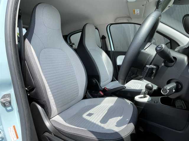 ルノー トゥインゴ EDC 長野県 2020(令2)年 1.8万km 青 レーンアシスト /クルーズコントロール /パークセンサー /ディスプレイオ-ディオ/純正15インチAW /ストップ＆ゴー /ECOモード /オートライト /USB /ETC /bluetooth /FM/AM /キーレス /スペアキー