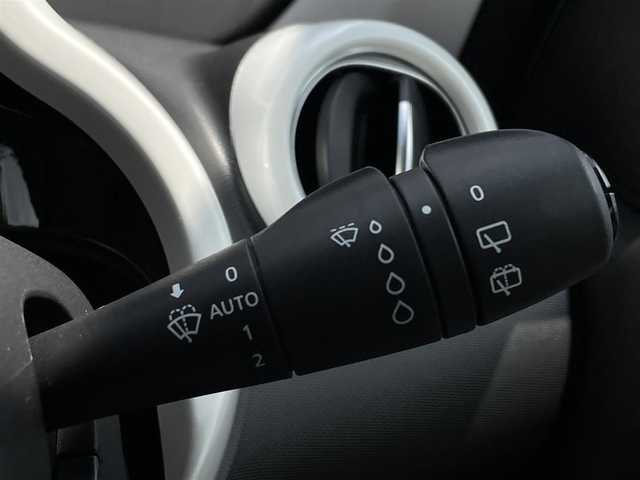 ルノー トゥインゴ EDC 長野県 2020(令2)年 1.8万km 青 レーンアシスト /クルーズコントロール /パークセンサー /ディスプレイオ-ディオ/純正15インチAW /ストップ＆ゴー /ECOモード /オートライト /USB /ETC /bluetooth /FM/AM /キーレス /スペアキー