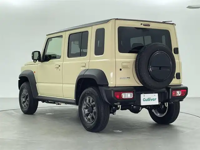 スズキ ジムニー ノマド FC 福井県 2025(令7)年 0.1千km アイボリーⅡ SUZUKI Safety Support/・デュアルセンサーブレーキサポート/・先行車発進お知らせ機能/・標識認識機能/・アダプティブクルーズコントロール/・車線逸脱警報機能/・ふらつき警報機能/・誤発進抑制機能/・後方誤発進抑制/・後退時ブレーキサポート/・オートマチックハイビーム/スペアタイヤ/純正フロアマット/シートヒーター/ミラーヒーター/色番号　E5J