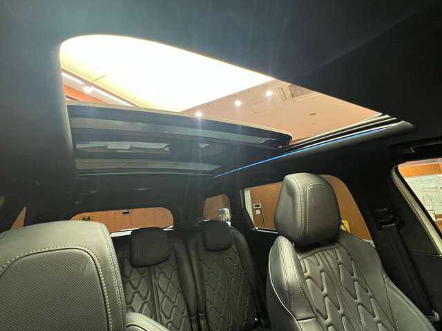 プジョー ５００８ GT ブルーHDi 千葉県 2019(令1)年 4.7万km パール ファーストクラスＰ　/ドライバースポーツＰパノラマＳＲ　/純正ナビ　/３６０°　/ＡＣＣ　/レザーシート　/シートヒーター　/リラクゼーション機能　/パワーシート　/ＬＥＤヘッドライト　/ハイビームアシスト