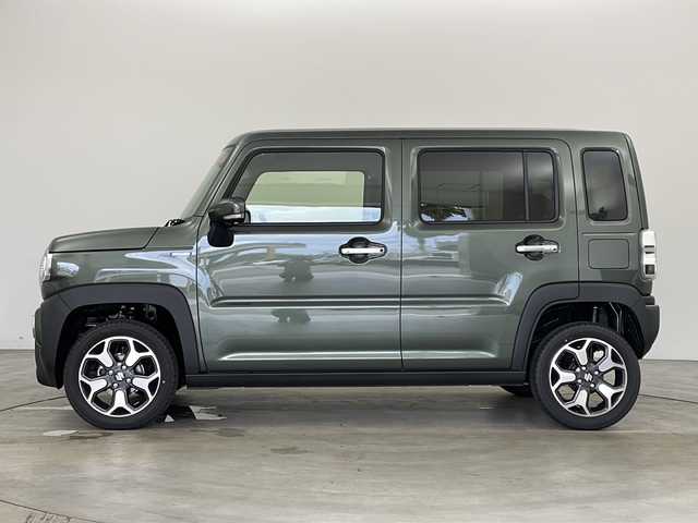 スズキ ハスラー HYBRID X 兵庫県 2025(令7)年 0.1千km クールカーキPM ・登録済未使用車/・純正ナビ/Bluetooth/CD/DVD/テレビ/Apple car play/Android Auto/・全方位カメラ/・軽量衝撃吸収ボディー　TECT/・デュアルカメラブレーキサポート/・誤発進抑制機進/・後退時ブレーキサポート/・リヤパーキングセンサー/・車線逸脱警報機能/・車線逸脱抑制機能/・ふらつき警報機能/・先行車発進お知らせ機能/・アダプティブクルーズコントロール（ACC）/・標識認識機能/・ハイビームアシスト/・エマージェンシーストップシグナル/・ヒルホールドコントロール/・LEDヘッドライト/・LEDフォグランプ/・リヤコンビネーションランプ/・アイドリングストップシステム/・前席シートヒーター/・純正15インチアルミホイール/・W＋サイドエアバッグ/・カーテンエアバッグ/・スペアキー/・取扱説明書/・保証書