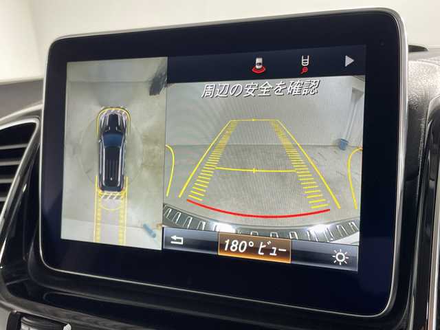 メルセデス・ベンツ ＧＬＥ３５０ｄ 4MATIC スポーツ 福岡県 2015(平27)年 6.4万km 黒 純正ナビ/・CD/DVD/BT/フルセグTV/・全方位モニター/サンルーフ/ハーマーカードン/アンビエントライト/クルーズコントロール/BSM/コーナーセンサー/革シート/・パワーシート（/N)/・シートヒーター（D/N)/パワーバックドア/革巻きステアリング/・ステアリングリモコン/・パドルシフト/ETC2.0/エンジンスターター/純正20インチアルミホイール/純正フロアマット
