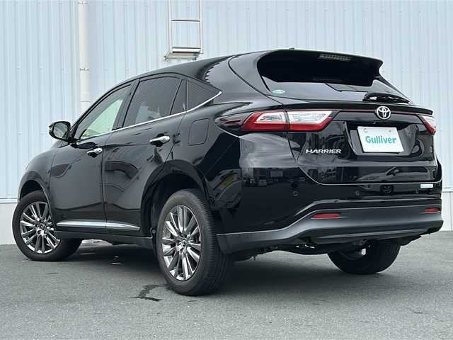トヨタ ハリアー プログレス 三重県 2019(平31)年 4.3万km ブラック 純正9型ナビ /全周囲カメラ/JBLサウンド/ビルトインETC /パワーバックドア /パワーシート/レーダークルーズコントロール /レーンキープアシスト /トヨタセーフティセンス/純正フロアマット /LEDヘッドライト/オートハイビーム /オートライト/TVキャンセラー /電動格納ミラー /禁煙車