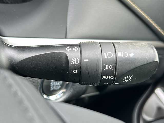 トヨタ ハリアー プログレス 三重県 2019(平31)年 4.3万km ブラック 純正9型ナビ /全周囲カメラ/JBLサウンド/ビルトインETC /パワーバックドア /パワーシート/レーダークルーズコントロール /レーンキープアシスト /トヨタセーフティセンス/純正フロアマット /LEDヘッドライト/オートハイビーム /オートライト/TVキャンセラー /電動格納ミラー /禁煙車