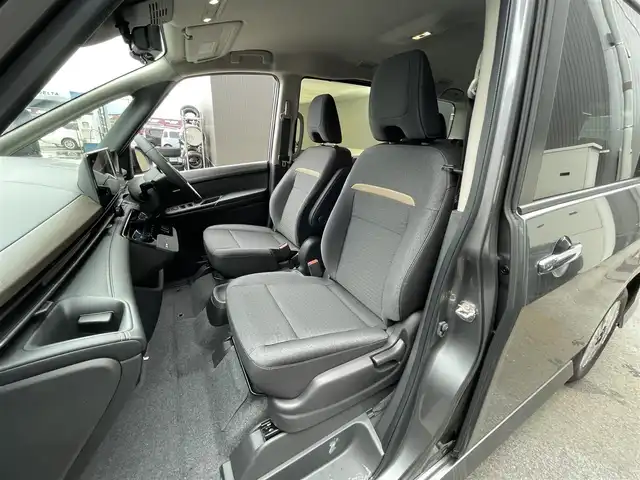 日産 セレナ e－パワー ハイウェイスター V 滋賀県 2025(令7)年 0.1千km ダークメタルグレー 登録済未使用車/純正12.3インチナビ/【Bluetooth/フルセグTV/USB】/両側パワースライドドア/全方位カメラ/クリアランスソナー/追従クルーズコントロール/ブラインドスポットワーニング/レーンキープアシスト/衝突軽減ブレーキ/LEDヘッドライト/オートマチックハイビーム/ビルトインETC2.0/前後純正ドライブレコーダー/デジタルインナーミラー/プッシュスタート/スマートキー/ステアリングリモコン