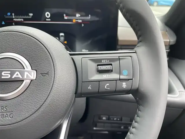 日産 セレナ e－パワー ハイウェイスター V 滋賀県 2025(令7)年 0.1千km ダークメタルグレー 登録済未使用車/純正12.3インチナビ/【Bluetooth/フルセグTV/USB】/両側パワースライドドア/全方位カメラ/クリアランスソナー/追従クルーズコントロール/ブラインドスポットワーニング/レーンキープアシスト/衝突軽減ブレーキ/LEDヘッドライト/オートマチックハイビーム/ビルトインETC2.0/前後純正ドライブレコーダー/デジタルインナーミラー/プッシュスタート/スマートキー/ステアリングリモコン
