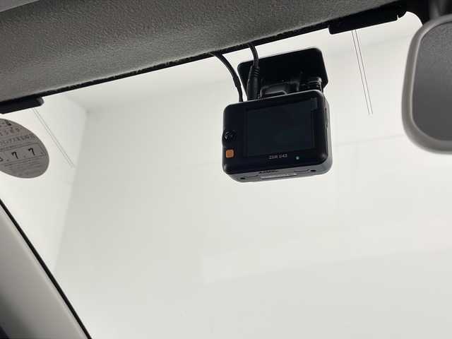 スズキ アルト L 宮崎県 2019(令1)年 9.6万km シルキーシルバーメタリック 禁煙車/衝突被害軽減ブレーキ/社外ナビTV/（ストラーダ/CN-HE02WD/CD/DVD/SD/Bluetooth/FMAM/フルセグTV)/社外バックカメラ/社外前後ドライブレコーダー/社外ETC/社外LEDオートライト/純正セキュリティアラーム/エネチャージ/レーンディパーチャーアラート/クリアランスソナー/ラバーマット/ドアバイザー/シートヒーター/WSRSエアバック/ABS/リモコンキー/新車時保証書/取扱い説明書