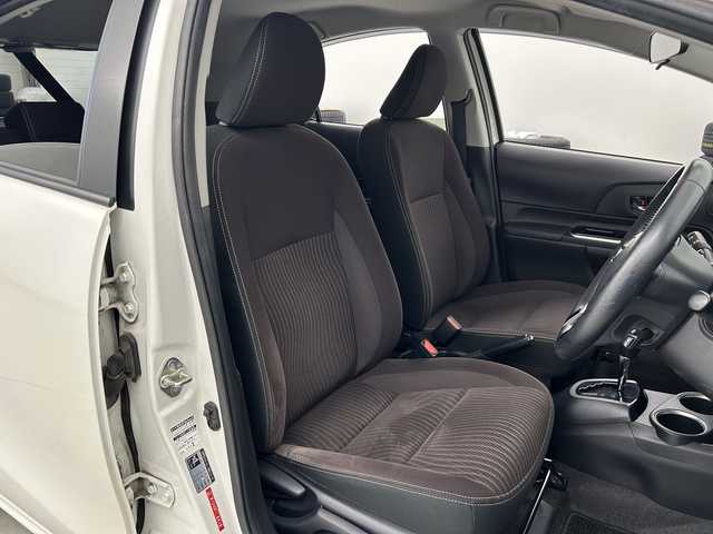 トヨタ アクア G 宮城県 2019(平31)年 7.7万km ホワイトパールクリスタルシャイン 禁煙車/トヨタセーフティーセンス/・プリクラッシュセーフティー/・レーンディパーチャーアラート/・クルーズコントロール/・オートハイビーム/・クリアランスソナー/クルーズコントロール/純正SDナビ/・BT.CD.DVD.SD.AUX/フルセグTV/バックカメラ/ETC/ステアリングスイッチ/プッシュスタート/スマートキー/横滑り防止装置/アイドリングストップ/ワイパーデアイサー