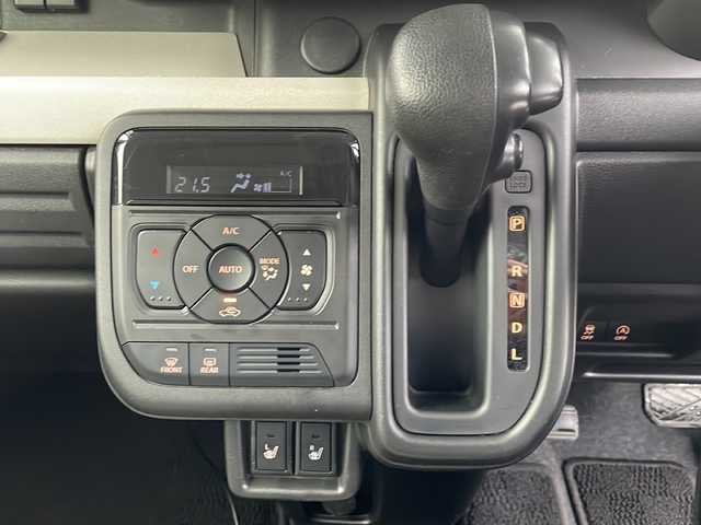 スズキ スペーシア HYBRID X 徳島県 2024(令6)年 4.4万km ピュアホワイトP 社外ナビ/（ラジオ/BT/iPod/USB）/バックカメラ/D/N席シートヒーター/純正14インチアルミホイール/LEDヘッドライト/前後コーナーセンサー/ビルトインETC/純正フロアマット/両側電動スライドドア/アイドリングストップ/電動格納ミラー/オートライト/新車時保証書