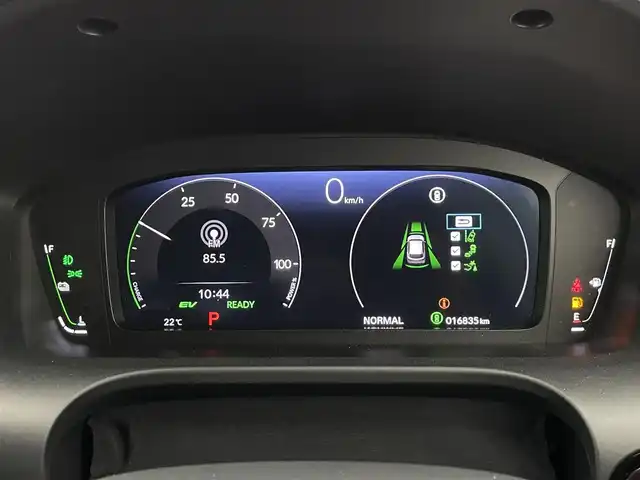 ホンダ ＺＲ－Ｖ ハイブリッド e:HEV Z 愛知県 2024(令6)年 1.7万km プラチナホワイトパール 純正９型ナビ　全方位カメラ　禁煙　ＢＯＳＥ　ワイヤレス充電　ＥＴＣ２．０　ミラー型ドラレコ　シートヒーター　ホンダセンシング　ＢＳＭ　衝突軽減　追従クルコン　ＬＥＤオートライト　パドルシフト　フォグ
