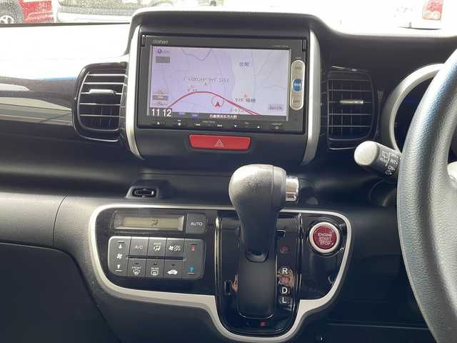 ホンダ Ｎ ＢＯＸ カスタム G Aパッケージ 兵庫県 2014(平26)年 9.2万km プレミアムホワイトパール 社外ナビ（AM/FM/CD）/横滑り防止/衝突軽減システム/バックカメラ/片側パワースライドドア/ステアリングスイッチ/エコモード/ドラレコ/純正マット/電格ミラー