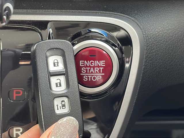 ホンダ Ｎ ＢＯＸ カスタム G Aパッケージ 茨城県 2014(平26)年 9.2万km プレミアムホワイトパール 【(株)IDOMが運営する【じしゃロン水戸店】の自社ローン対象車両になります。こちらは現金ご利用時の価格です。自社ローンご希望の方は別途その旨お申付け下さい。】/社外ナビ（AM/FM/CD）/横滑り防止/衝突軽減システム/バックカメラ/片側パワースライドドア/ステアリングスイッチ/エコモード/ドラレコ/純正マット/電格ミラー