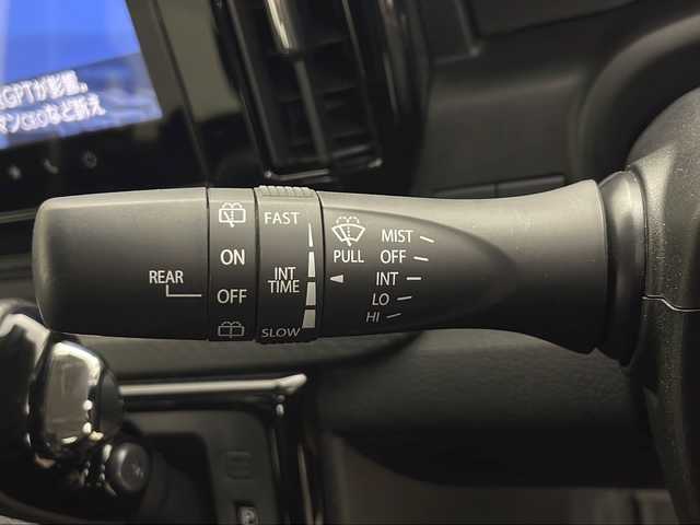 スズキ ソリオ バンディット HV MV 秋田県 2023(令5)年 1.8万km スーパーブラックパール 4WD/純正ナビ/（FM/AM/Bluetooth/フルセグTV/CD/DVD）/全方位カメラ/バックカメラ/両側パワースライドドア/衝突軽減装置/横滑り防止装置/レーンキープアシスト/コーナーセンサー/レーダークルーズコントロール/アイドリングストップ/ETC2.0/ステアリングスイッチ/前席シートヒーター/LEDヘッドライト/フォグランプ/オートライト/オートハイビーム/プッシュスタート/スマートキー/スペアキー/純正アルミホイール/社外フロアマット/電動格納ミラー/ドアバイザー