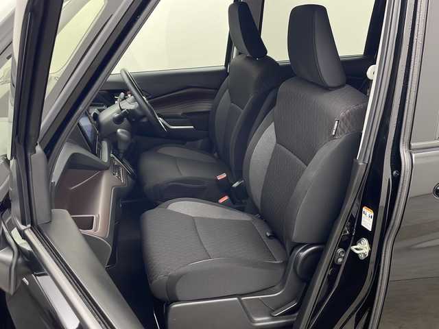 スズキ ソリオ バンディット HV MV 秋田県 2023(令5)年 1.8万km スーパーブラックパール 4WD/純正ナビ/（FM/AM/Bluetooth/フルセグTV/CD/DVD）/全方位カメラ/バックカメラ/両側パワースライドドア/衝突軽減装置/横滑り防止装置/レーンキープアシスト/コーナーセンサー/レーダークルーズコントロール/アイドリングストップ/ETC2.0/ステアリングスイッチ/前席シートヒーター/LEDヘッドライト/フォグランプ/オートライト/オートハイビーム/プッシュスタート/スマートキー/スペアキー/純正アルミホイール/社外フロアマット/電動格納ミラー/ドアバイザー