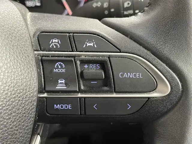 トヨタ ノア S－Z 道央・札幌 2023(令5)年 3.8万km スパークリングブラックパールクリスタルシャイン ・４WD/・寒冷地仕様/・純正10.5型ディスプレイオーディオプラス/　ナビ/フルセグTV/CD/DVD/USB//　BT/HDMI/miracast/・ステアリングスイッチ/・パノラミックビューモニター/・ビルトインETC2.0/・トヨタセーフティセンス/　PCS/LDA/RDA/RCD/　PKSB/RSA/ソナー前後/　発進遅れ告知/後退速度抑制/・アドバンスドパーク/・レーダークルーズコントロール/・横滑り防止装置/・オートブレーキホールド/・ECOモード/・MTモード付AT/・両側パワースライドドア/・ハーフレザーシート/・D+N席シートヒーター/・２列目格納式サンシェード/・純正フロアマット/・オートマチックハイビーム/・オートライト/・LEDヘッドライト/・フロントフォグランプ/・ドアミラーウィンカー/・オートリトラクタブルドアミラー/・ドアバイザー/・純正１６インチAW/・プッシュスタート/・スマートキー/・取/保