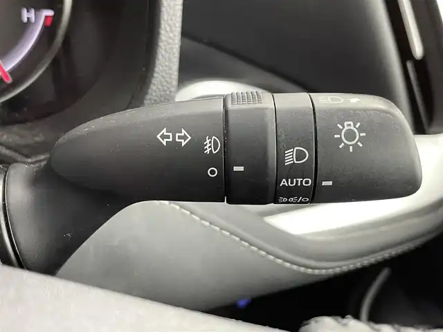 トヨタ ノア S－Z 道央・札幌 2023(令5)年 3.8万km スパークリングブラックパールクリスタルシャイン ・４WD/・寒冷地仕様/・純正10.5型ディスプレイオーディオプラス/　ナビ/フルセグTV/CD/DVD/USB//　BT/HDMI/miracast/・ステアリングスイッチ/・パノラミックビューモニター/・ビルトインETC2.0/・トヨタセーフティセンス/　PCS/LDA/RDA/RCD/　PKSB/RSA/ソナー前後/　発進遅れ告知/後退速度抑制/・アドバンスドパーク/・レーダークルーズコントロール/・横滑り防止装置/・オートブレーキホールド/・ECOモード/・MTモード付AT/・両側パワースライドドア/・ハーフレザーシート/・D+N席シートヒーター/・２列目格納式サンシェード/・純正フロアマット/・オートマチックハイビーム/・オートライト/・LEDヘッドライト/・フロントフォグランプ/・ドアミラーウィンカー/・オートリトラクタブルドアミラー/・ドアバイザー/・純正１６インチAW/・プッシュスタート/・スマートキー/・取/保