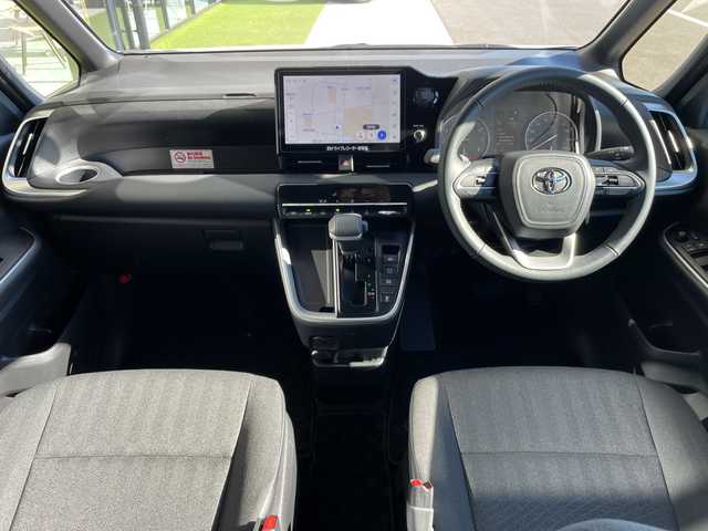 トヨタ ヴォクシー S－G 愛知県 2025(令7)年 1.1万km ホワイトパールクリスタルシャイン 純正10.5型ディスプレイオーディオナビ/両側パワースライドドア/レーダークルーズコントロール/バックカメラ/コーナーセンサー/純正アルミホイール/LEDヘッドライト/オートライト/ドライブレコーダー/ETC/衝突軽減システム/フルセグ/CD DVD/Bluetooth/ステアリングスイッチ/スマートキー/プッシュスタート