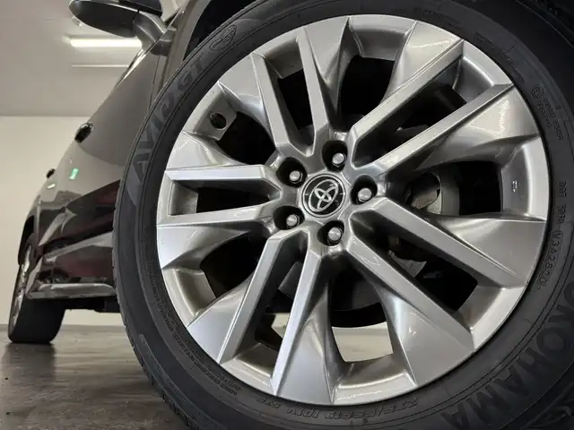 トヨタ ＲＡＶ４ G Zパッケージ 三重県 2020(令2)年 5.3万km アティチュードブラックマイカ ガソリン/フルタイム4WD/MTモード付インパネCVT/純正 9インチナビ NSZT-Y68T/（AM/FM/CD/DVD/TV/SD/SDREC/Bluetooth/USB/HDMI）/バックガイドモニター/モデリスタエアロ（F/S/R下）/ビルトイン ETC/Toyota Safety Sense/・プリクラッシュセーフティ［PCS］/・レーントレーシングアシスト［LTA］/・レーダークルコン/・オートハイビーム［AHB］/・インテリジェント クリアランスソナー（パーキングサポートブレーキ（静止物））/・リヤクロストライフィックオートブレーキ（PKSB（後方接近車両））＋ブラインドスポットモニター［BSM］/など/装備/・ハンズフリーパワーバックドア/・デジタルインナーミラー/・専用合皮シート（ブラック）/・シートヒーター（D/N）/・ステアリングヒーター/・パワーシート（Dメモリー付8way）/・左右独立オートエアコン/・オートライト/・LEDヘッドランプ/・フロントフォグランプ/・ステアリングスイッチ/・純正19inAW/・保/取/マルチ取/・スマートキーx2/など