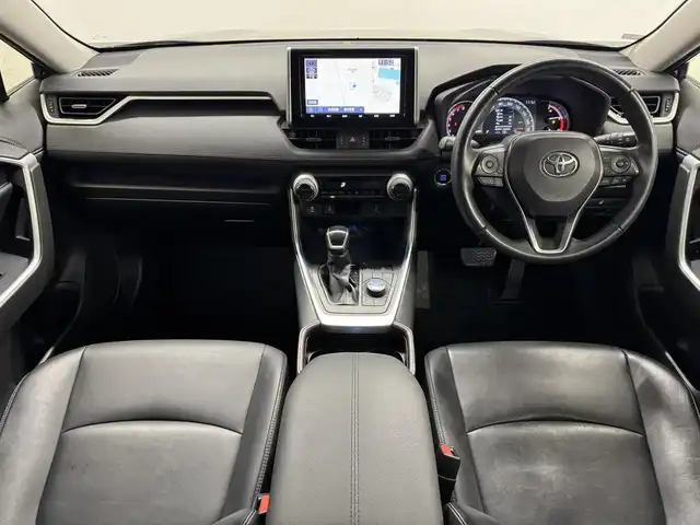 トヨタ ＲＡＶ４ G Zパッケージ 三重県 2020(令2)年 5.3万km アティチュードブラックマイカ ガソリン/フルタイム4WD/MTモード付インパネCVT/純正 9インチナビ NSZT-Y68T/（AM/FM/CD/DVD/TV/SD/SDREC/Bluetooth/USB/HDMI）/バックガイドモニター/モデリスタエアロ（F/S/R下）/ビルトイン ETC/Toyota Safety Sense/・プリクラッシュセーフティ［PCS］/・レーントレーシングアシスト［LTA］/・レーダークルコン/・オートハイビーム［AHB］/・インテリジェント クリアランスソナー（パーキングサポートブレーキ（静止物））/・リヤクロストライフィックオートブレーキ（PKSB（後方接近車両））＋ブラインドスポットモニター［BSM］/など/装備/・ハンズフリーパワーバックドア/・デジタルインナーミラー/・専用合皮シート（ブラック）/・シートヒーター（D/N）/・ステアリングヒーター/・パワーシート（Dメモリー付8way）/・左右独立オートエアコン/・オートライト/・LEDヘッドランプ/・フロントフォグランプ/・ステアリングスイッチ/・純正19inAW/・保/取/マルチ取/・スマートキーx2/など