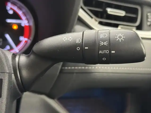 トヨタ ＲＡＶ４ G Zパッケージ 三重県 2020(令2)年 5.3万km アティチュードブラックマイカ ガソリン/フルタイム4WD/MTモード付インパネCVT/純正 9インチナビ NSZT-Y68T/（AM/FM/CD/DVD/TV/SD/SDREC/Bluetooth/USB/HDMI）/バックガイドモニター/モデリスタエアロ（F/S/R下）/ビルトイン ETC/Toyota Safety Sense/・プリクラッシュセーフティ［PCS］/・レーントレーシングアシスト［LTA］/・レーダークルコン/・オートハイビーム［AHB］/・インテリジェント クリアランスソナー（パーキングサポートブレーキ（静止物））/・リヤクロストライフィックオートブレーキ（PKSB（後方接近車両））＋ブラインドスポットモニター［BSM］/など/装備/・ハンズフリーパワーバックドア/・デジタルインナーミラー/・専用合皮シート（ブラック）/・シートヒーター（D/N）/・ステアリングヒーター/・パワーシート（Dメモリー付8way）/・左右独立オートエアコン/・オートライト/・LEDヘッドランプ/・フロントフォグランプ/・ステアリングスイッチ/・純正19inAW/・保/取/マルチ取/・スマートキーx2/など