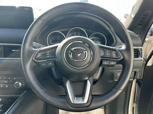 マツダ ＣＸ－８ XD ブラックトーンエディション 和歌山県 2023(令5)年 2.3万km ロジウムホワイトプレミアムメタリック BOSEプレミアムサウンド/サンルーフ/ヒッチメンバー/純正12.3型ナビ/フルセグTV/全方位モニター/衝突軽減ブレーキ/レーダークルーズコントロール/ヘッドアップディスプレイ/BSM/パワーシート/電動リアゲート/後席サンシェード/LEDヘッドライト/オートライト/オートマチックハイビーム