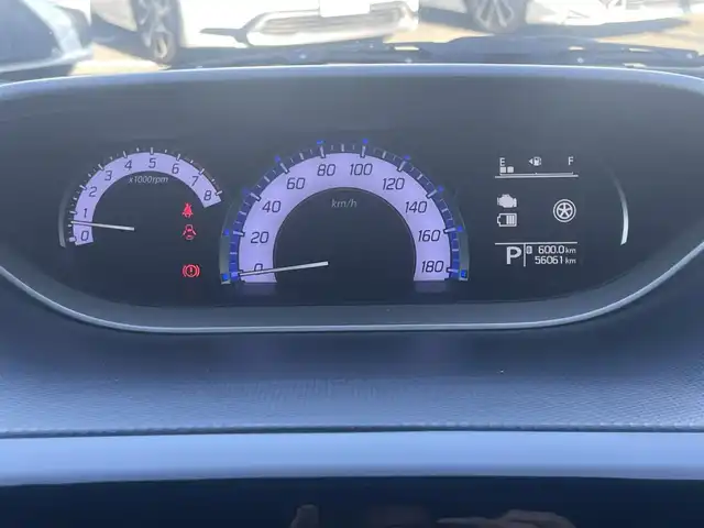 スズキ ソリオ バンディット HV MV Dカメラ ブレーキS 東京都 2018(平30)年 5.6万km ピュアホワイトP ストラーダナビ/テレビ/Bluetooth/両側パワースライドドア/デュアルカメラブレーキサポート/バックカメラ/クルーズコントロール/ETC/ステアリングスイッチ/ウィンカーミラー/フォグランプ/シートヒーター/後席右側ワンアクションパワースライドドア装着車