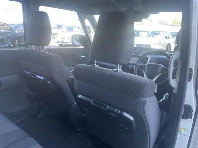 スズキ ソリオ バンディット HV MV Dカメラ ブレーキS 東京都 2018(平30)年 5.6万km ピュアホワイトP ストラーダナビ/テレビ/Bluetooth/両側パワースライドドア/デュアルカメラブレーキサポート/バックカメラ/クルーズコントロール/ETC/ステアリングスイッチ/ウィンカーミラー/フォグランプ/シートヒーター/後席右側ワンアクションパワースライドドア装着車