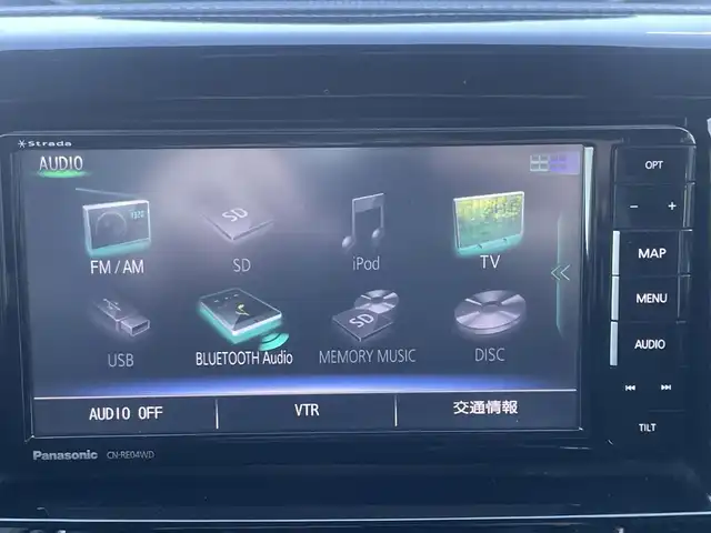 スズキ ソリオ バンディット HV MV Dカメラ ブレーキS 東京都 2018(平30)年 5.6万km ピュアホワイトP ストラーダナビ/テレビ/Bluetooth/両側パワースライドドア/デュアルカメラブレーキサポート/バックカメラ/クルーズコントロール/ETC/ステアリングスイッチ/ウィンカーミラー/フォグランプ/シートヒーター/後席右側ワンアクションパワースライドドア装着車