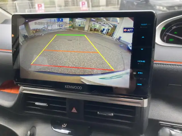 トヨタ シエンタ ハイブリッド G クエロ 兵庫県 2022(令4)年 8.9万km ブラックマイカ/ベージュ 2トーン ワンオーナー/社外9インチメモリーナビ(MDV-M909HDF)/フルセグTV/CD/DVD/Bluetooth/SD/FM/AM/バックカメラ/ETC/前ドライブレコーダー/両側パワースライドドア/プリクラッシュセーフティ/レーンディパーチャーアラート/パーキングサポートブレーキ/オートマチックハイビーム/先行車発進告知/前後クリアランスソナー/クルーズコントロール/ステアリングスイッチ/LEDヘッドライト/フォグランプ/オートライト/D/Nシートヒーター/ステアリングヒーター/プッシュスタート/電格ミラー/ドアバイザー/フロアマット/ISOFIX/スペアキー1本/新車時保証書/取扱説明書