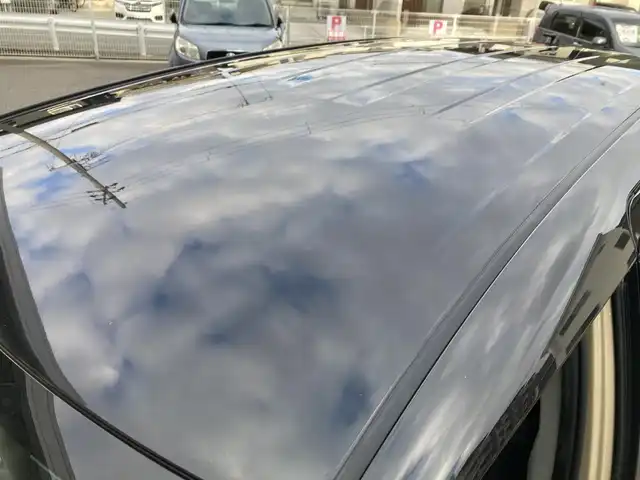 トヨタ シエンタ ハイブリッド G クエロ 兵庫県 2022(令4)年 8.9万km ブラックマイカ/ベージュ 2トーン ワンオーナー/社外9インチメモリーナビ(MDV-M909HDF)/フルセグTV/CD/DVD/Bluetooth/SD/FM/AM/バックカメラ/ETC/前ドライブレコーダー/両側パワースライドドア/プリクラッシュセーフティ/レーンディパーチャーアラート/パーキングサポートブレーキ/オートマチックハイビーム/先行車発進告知/前後クリアランスソナー/クルーズコントロール/ステアリングスイッチ/LEDヘッドライト/フォグランプ/オートライト/D/Nシートヒーター/ステアリングヒーター/プッシュスタート/電格ミラー/ドアバイザー/フロアマット/ISOFIX/スペアキー1本/新車時保証書/取扱説明書