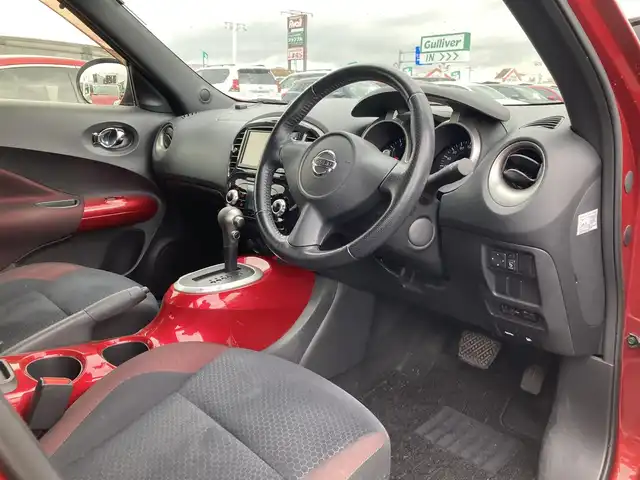 日産 ジューク 15RX タイプV 香川県 2012(平24)年 5.6万km ラディアントレッド ディーラーナビ/　CD BT フルセグTV/バックカメラ/プッシュスタート/スマートキー/革巻きステア/ETC/ドライブレコーダー/HIDヘッドライト/オートライト/フォグランプ