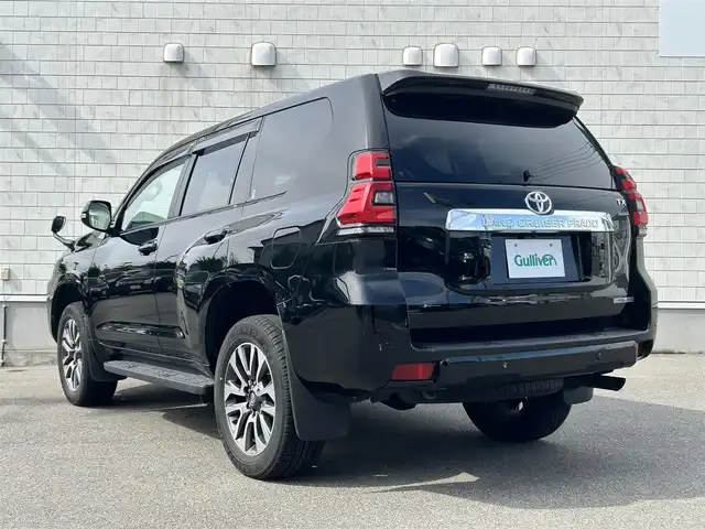 トヨタ ランドクルーザー プラド TX Lパッケージ 山形県 2022(令4)年 2.3万km ブラック ４WD/9インチ純正SDナビ/・フルセグ/CD/AM/FM/Bluetooth/衝突軽減ブレーキ/アダプティブクルーズコントロール/コーナーセンサー/バックカメラ/レーンキープアシスト/盗難防止装置/横滑り防止装置/オートライト/オートマチックハイビーム/LEDライト/フォグランプ/スマートキー/スペアキー/純正19インチアルミホイール/純正フロアマット/ETC/前席エアシート/前席パワーシート
