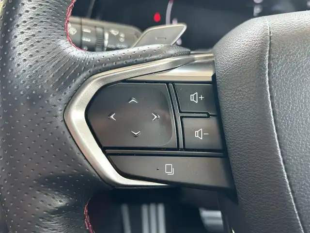 レクサス ＮＸ 350h Fスポーツ 埼玉県 2022(令4)年 2.5万km ホワイトノーヴァガラスフレーク パノラマルーフ/純正14インチディスプレイオーディオナビ/フルセグTV/レクサスセーフティシステム/全方位カメラ/赤革シート/デジタルインナーミラー/エアシート/シートヒーター/シートメモリー/前後ドライブレコーダー/三眼LEDヘッドライト/フォグランプ/オートライト/パワーバックドア/置くだけ充電/ハンドルヒーター/ステアリングスイッチ/パドルシフト/ブラインドスポットモニター/ETC2.0/プッシュスタート/スマートキー×2/カードキー/エアバック/新車保証書
