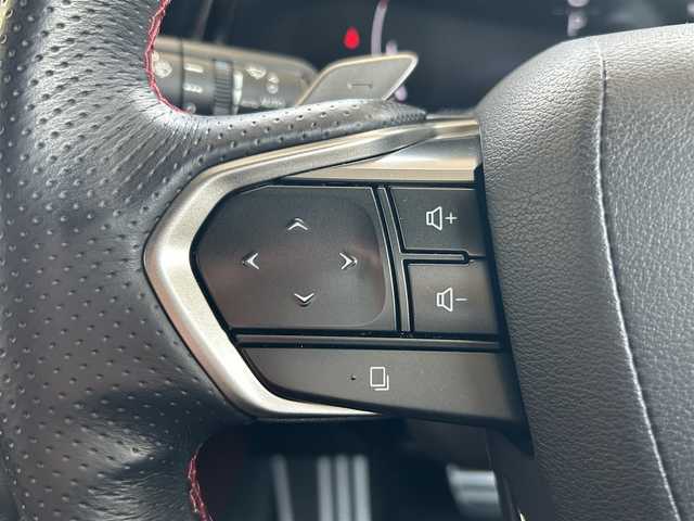 レクサス ＮＸ 350h Fスポーツ 埼玉県 2022(令4)年 2.5万km ホワイトノーヴァガラスフレーク AIS検査済み/パノラマルーフ/純正14インチディスプレイオーディオナビ/フルセグTV/レクサスセーフティシステム/全方位カメラ/赤革シート/デジタルインナーミラー/エアシート/シートヒーター/シートメモリー/前後ドライブレコーダー/三眼LEDヘッドライト/フォグランプ/オートライト/パワーバックドア/置くだけ充電/ハンドルヒーター/ステアリングスイッチ/パドルシフト/ブラインドスポットモニター/ETC2.0/プッシュスタート/スマートキー×2/カードキー/エアバック/新車保証書
