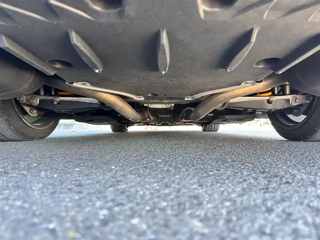 レクサス ＲＣ Ｆ 宮城県 2015(平27)年 5.5万km ホワイトノーヴァガラスフレーク ムーンルーフ/セミアニリン革シートセット/・セミアニリン革スポーツシート/・ベンチレーション（前席）/プリクラッシュセーフティシステムセット/・ミリ波レーダー式プリクラッシュセーフティシステム/・ブレーキ制御機能付レーダークルーズコントロール/クリアランスソナー/バックソナー/＝＝＝/純正ナビ/・CD/DVD/・Blu-ray/・Bluetooth/・フルセグTV/バックモニター/ビルトインETC/ドライブレコーダー/シートヒーター/パワーシート/革巻きステアリング/パドルシフト/ステアリングスイッチ/LEDヘッドライト/オートライト/スマートキー＆プッシュスタート/電動格納ミラー/可動式リアスポイラー/車高調/純正19インチAW/純正フロアマット/W/サイド/カーテンエアバッグ