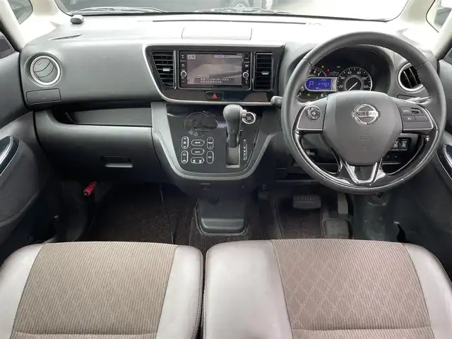 日産 デイズ ルークス ハイウェイスター Gターボ 大阪府 2019(平31)年 7.5万km ホワイトパール 純正SDナビ【MM318D-W】/（フルセグTV/CD/DVD/Bluetooth）/全方位カメラ/ETC/アイドリングストップ/前方ドライブレコーダー/両側パワースライドドア/プッシュスタート/ベンチシート/LEDオートライト/オートハイビーム/コーナーセンサー前後/ドアバイザー/純正アルミホイール/スマートキー/横滑り防止/盗難防止装置/レーンキープアシスト/取説＆保証書/スペアキー