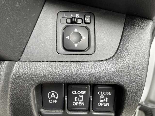日産 デイズ ルークス ハイウェイスター Gターボ 大阪府 2019(平31)年 7.5万km ホワイトパール 純正SDナビ【MM318D-W】/（フルセグTV/CD/DVD/Bluetooth）/全方位カメラ/ETC/アイドリングストップ/前方ドライブレコーダー/両側パワースライドドア/プッシュスタート/ベンチシート/LEDオートライト/オートハイビーム/コーナーセンサー前後/ドアバイザー/純正アルミホイール/スマートキー/横滑り防止/盗難防止装置/レーンキープアシスト/取説＆保証書/スペアキー