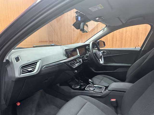 ＢＭＷ ＢＭＷ １１８ｄ Mスポーツ EDジョイ+ 千葉県 2020(令2)年 2.9万km メディテラニアンブルー ＡＣＣ　/純正ナビ　/バックカメラ　ＰＤＣ　/パーキングアシスト　/電動リアゲート　/後退アシスト　/メモリーパワーシート　/ドライブレコーダー　/ＬＥＤヘッドライト　/オートライト　/純正１６インチＡＷ　/ＥＴＣ
