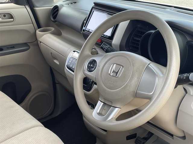 ホンダ Ｎ ＢＯＸ G Lパッケージ 埼玉県 2016(平28)年 7.5万km プレミアムホワイトパールⅡ (株)IDOMが運営する【じしゃロン川越店】の自社ローン専用車両になります。こちらは現金またはオートローンご利用時の価格です。自社ローンご希望の方は別途その旨お申付け下さい/社外ナビ（AVIC-RZ99）/ＴＶ/Ｂｌｕｅｔｏｏｔｈ/片側パワースライドドア/ドラレコ/ＥＴＣ/ステアリングリモコン/ウィンカーミラー/プッシュスタート/スマートキー