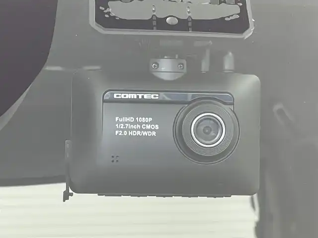 ダイハツ タント カスタム RS 群馬県 2019(令1)年 2.7万km シャイニングホワイトパール 純正９インチナビ　バックカメラ　プリクラッシュセーフティ　レーンキープアシスト　オートマチックハイビーム　両側パワースライドドア　前後ドライブレコーダー　ＥＴＣ　コーナーセンサー　純正アルミ　禁煙車