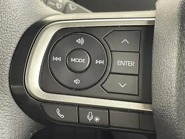 ダイハツ タント カスタム RS 群馬県 2019(令1)年 2.7万km シャイニングホワイトパール 純正９インチナビ　バックカメラ　プリクラッシュセーフティ　レーンキープアシスト　オートマチックハイビーム　両側パワースライドドア　前後ドライブレコーダー　ＥＴＣ　コーナーセンサー　純正アルミ　禁煙車