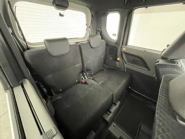 ダイハツ タント カスタム RS 群馬県 2019(令1)年 2.7万km シャイニングホワイトパール 純正９インチナビ　バックカメラ　プリクラッシュセーフティ　レーンキープアシスト　オートマチックハイビーム　両側パワースライドドア　前後ドライブレコーダー　ＥＴＣ　コーナーセンサー　純正アルミ　禁煙車