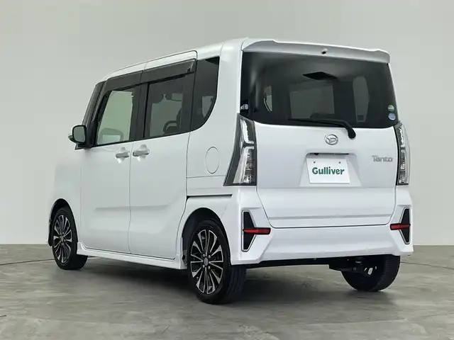 ダイハツ タント カスタム RS 群馬県 2019(令1)年 2.7万km シャイニングホワイトパール 純正９インチナビ　バックカメラ　プリクラッシュセーフティ　レーンキープアシスト　オートマチックハイビーム　両側パワースライドドア　前後ドライブレコーダー　ＥＴＣ　コーナーセンサー　純正アルミ　禁煙車