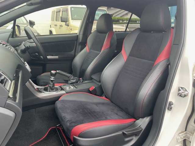 スバル ＷＲＸ ＳＴＩ STI 三重県 2016(平28)年 4.7万km クリスタルホワイトP 1オーナー/4WD/ターボ/STIフロントスポイラー/brembo製ブレーキ/235/45/R18インチENKEIアルミ/【STI純正AW積み込み】/ローダウン/フジツボマフラー/純正SDナビ/フルセグTV/【CD/DVD/SD/Bluetooth】/バックカメラ/ETC/ハーフレザーシート/オートライト/LEDヘッドライト/フロントフォグランプ/プッシュスタート/スマートキー/スペアキー/純正フロアマット